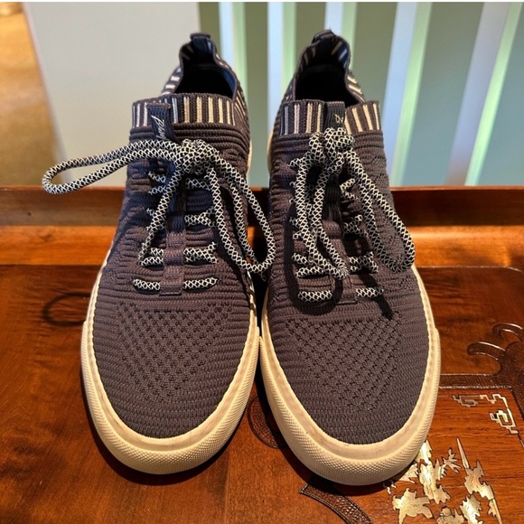 Blowfish Malibu Shoes - Blowfish Malibu Sneakers Size 8